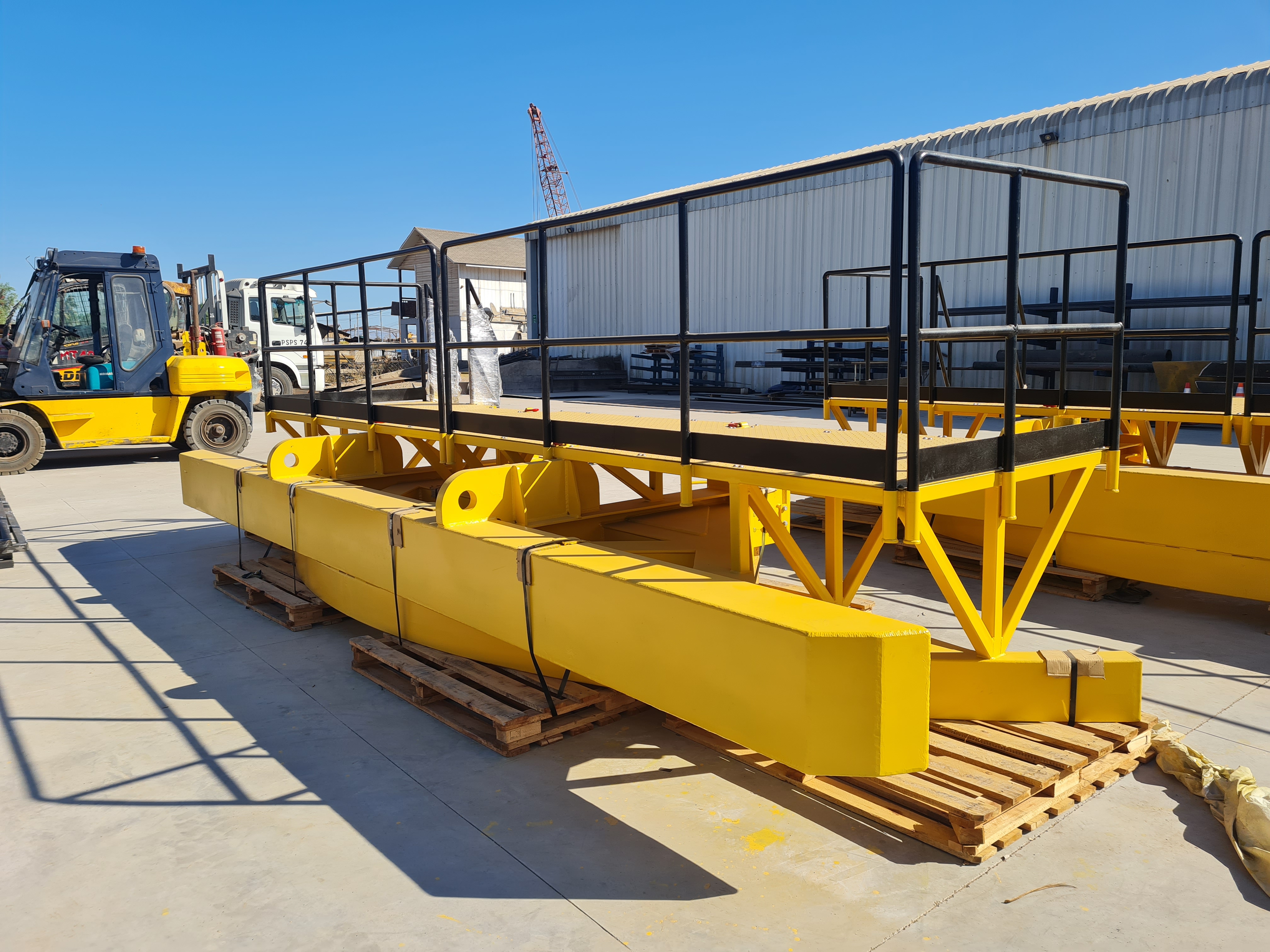 Fabricación balde maquinaria pesada